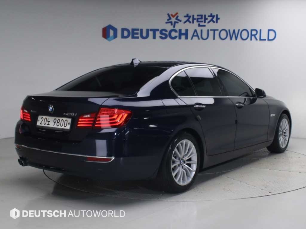 BMW 5시리즈 5시리즈 (F10) 528i xDrive 이미지 2