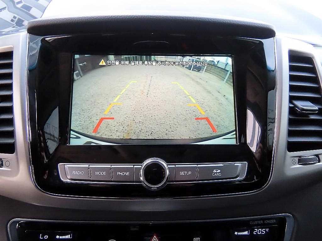 KG모빌리티(쌍용) 렉스턴 G4렉스턴 디젤 2.2 2WD 럭셔리 이미지 15