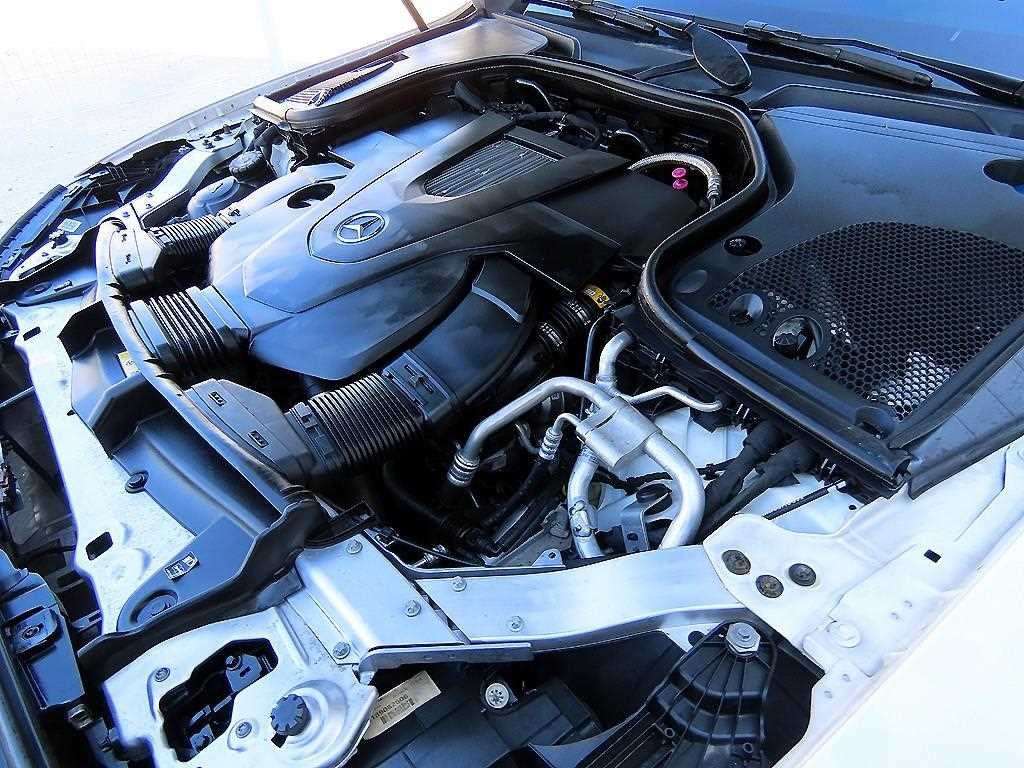 벤츠 E 클래스 E-클래스 W213 E400 4MATIC 쿠페 이미지 19