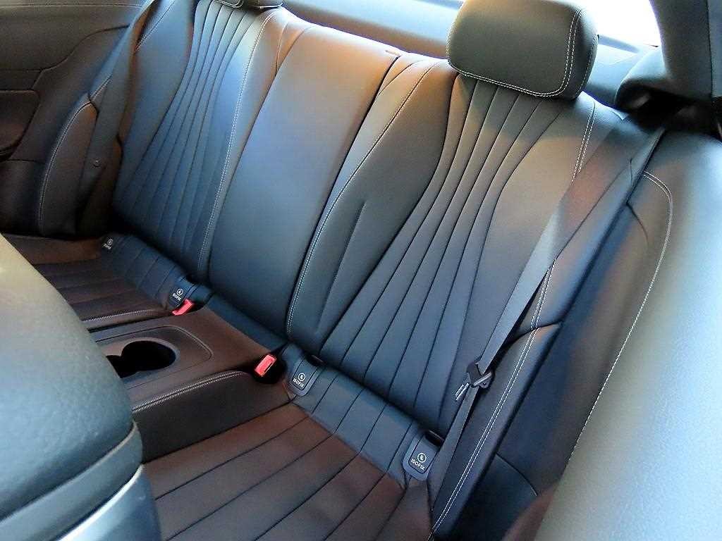 벤츠 E 클래스 E-클래스 W213 E400 4MATIC 쿠페 이미지 6