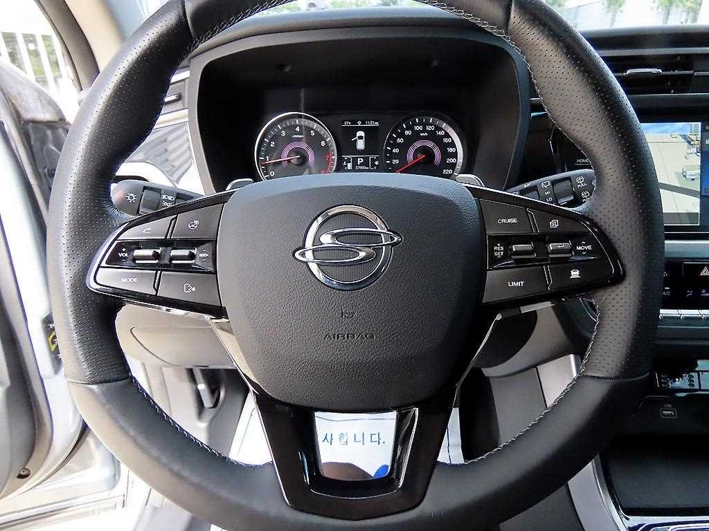 KG모빌리티(쌍용) 코란도 뷰티풀코란도 2WD 가솔린 1.5 C7 이미지 8