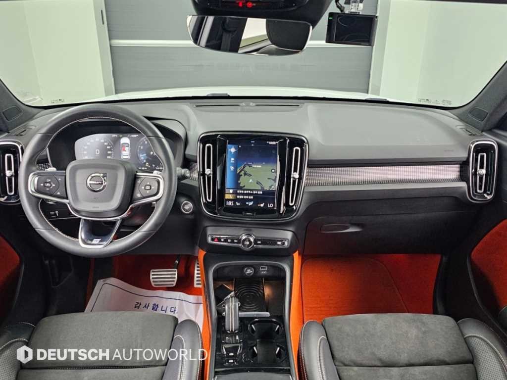 볼보 XC40 T4 4WD R-디자인 이미지 7