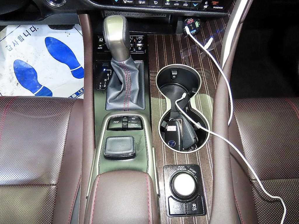 렉서스 RX RX 450h(4세대) 이그제큐티브 이미지 12