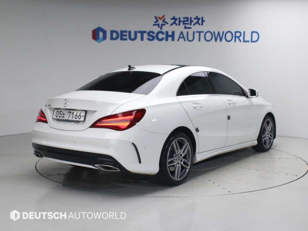 벤츠 CLA 클래스 CLA클래스 CLA 220 AMG LINE 이미지 2