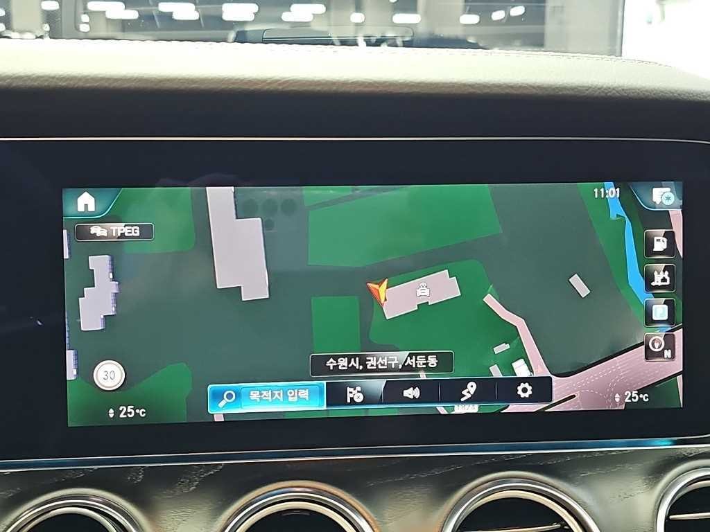 벤츠 E 클래스 E-클래스 W213 E250 아방가르드 이미지 16