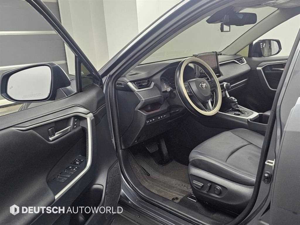토요타 라브4 RAV4(5세대) 2.5 4WD 하이브리드 LTD 이미지 11