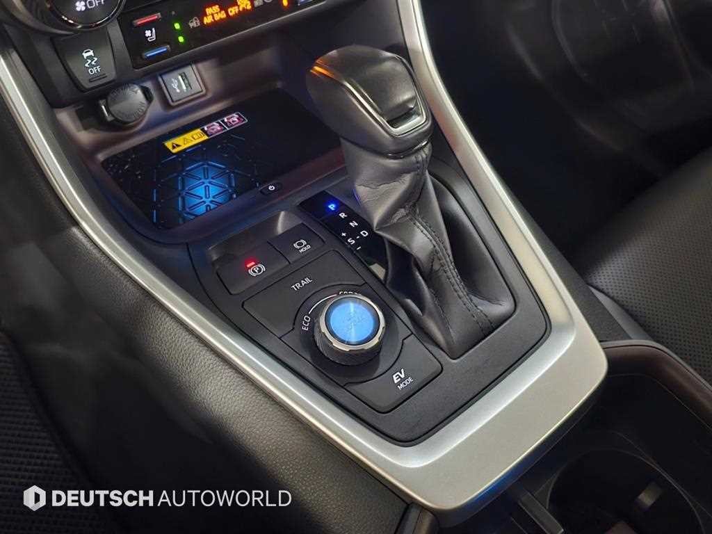 토요타 라브4 RAV4(5세대) 2.5 4WD 하이브리드 LTD 이미지 9