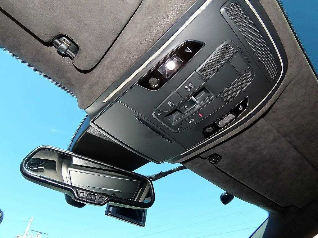 아우디 S8 4.0 TFSI 콰트로 이미지 15