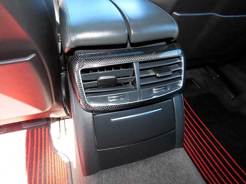 아우디 S8 4.0 TFSI 콰트로 이미지 16