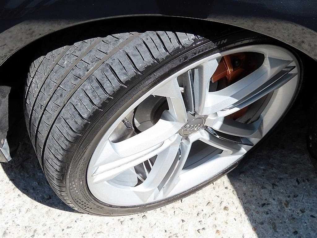 아우디 S8 4.0 TFSI 콰트로 이미지 20