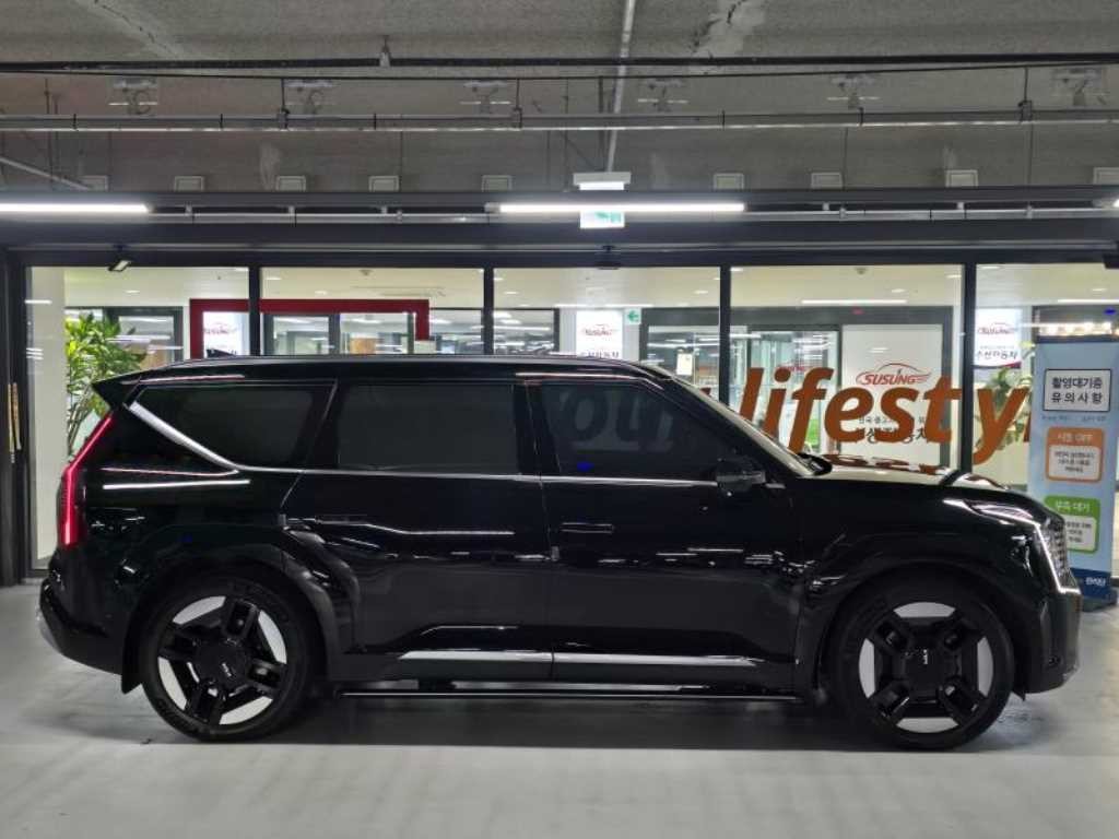 기아 EV9 롱레인지 4WD 어스 이미지 3