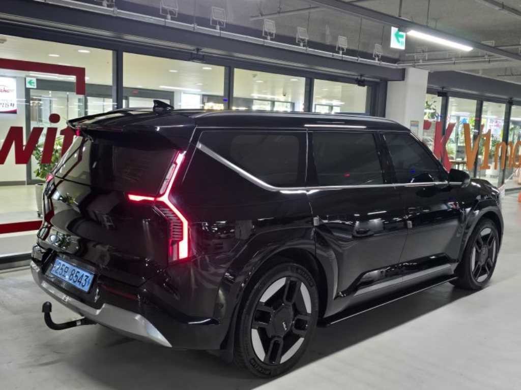 기아 EV9 롱레인지 4WD 어스 이미지 4