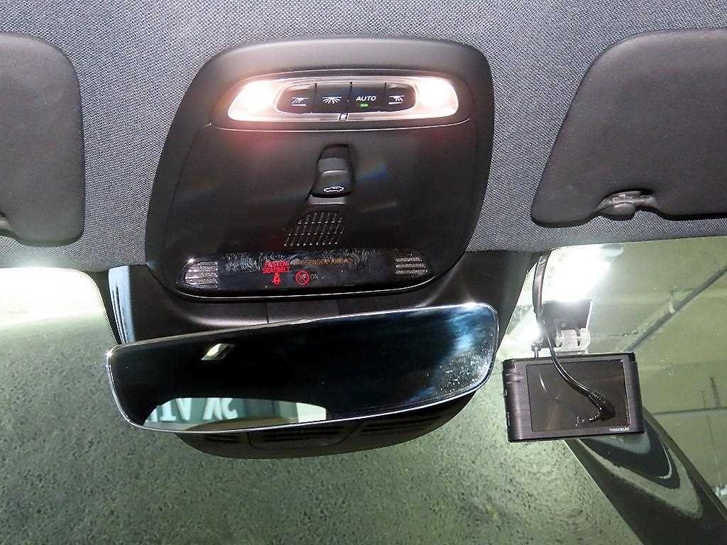 볼보 XC40 B4 AWD 인스크립션 이미지 15
