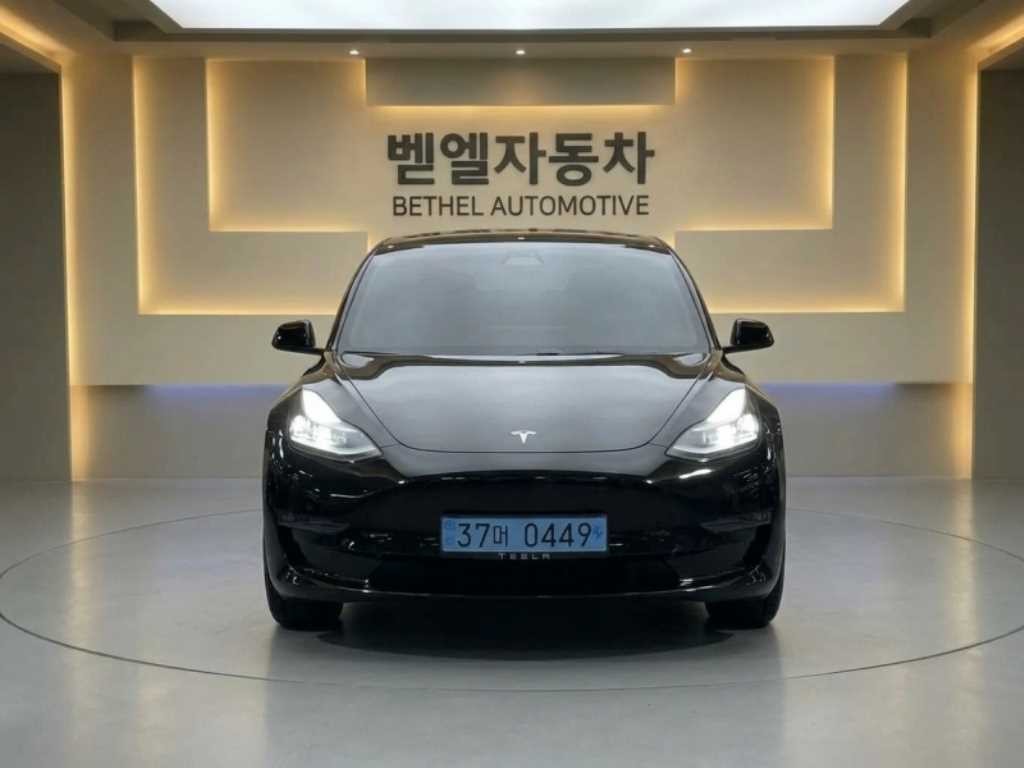 테슬라 모델 3 롱 레인지 이미지 1