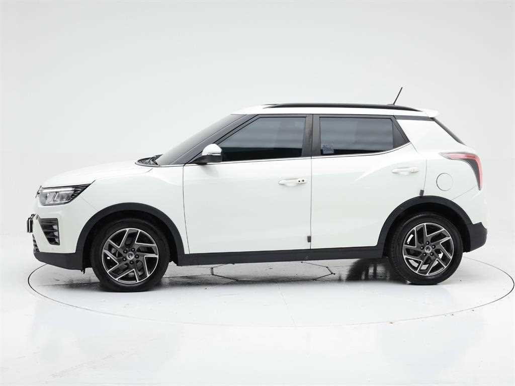 KG모빌리티(쌍용) 티볼리 베리 뉴 티볼리 2WD 가솔린 1.5 V3 이미지 3