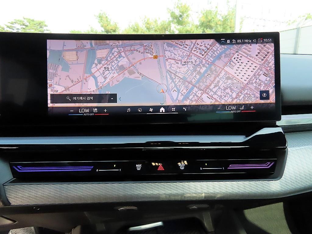 BMW 5시리즈 5시리즈 (G60) 530i xDrive M 스포츠 이미지 13
