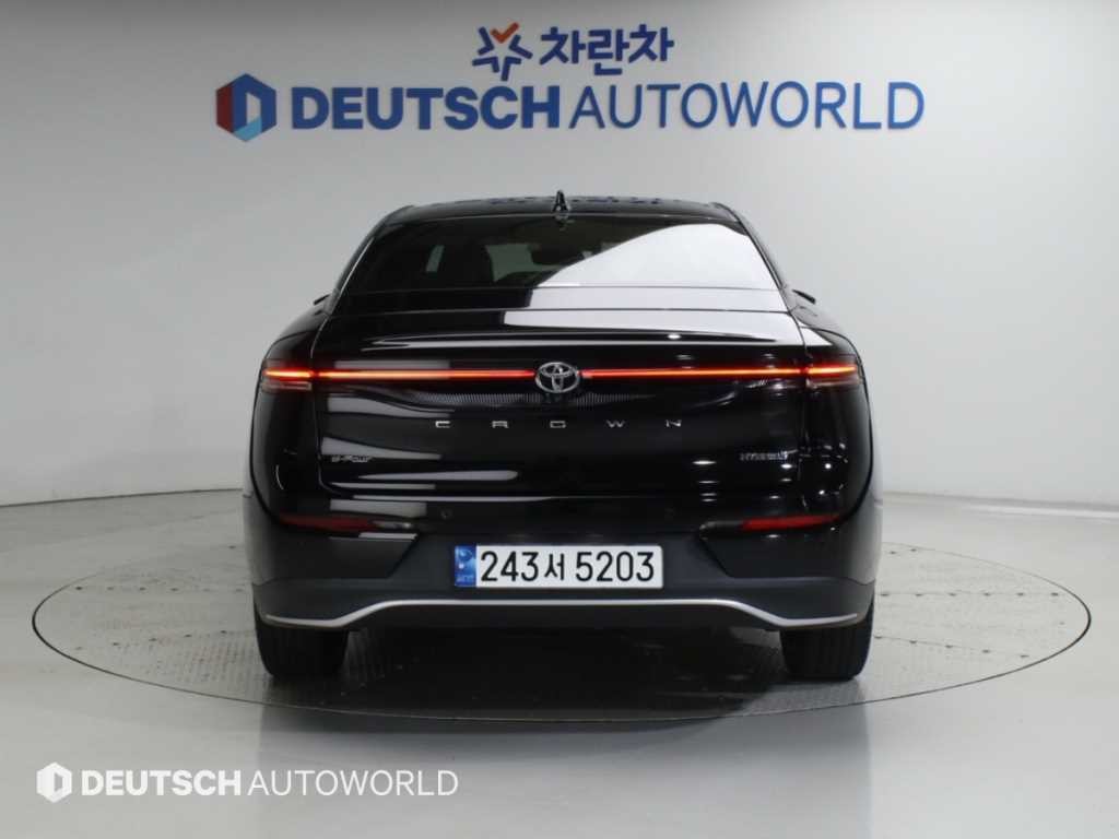 토요타 크라운 크라운 크로스오버 2.5 4WD 하이브리드 이미지 4