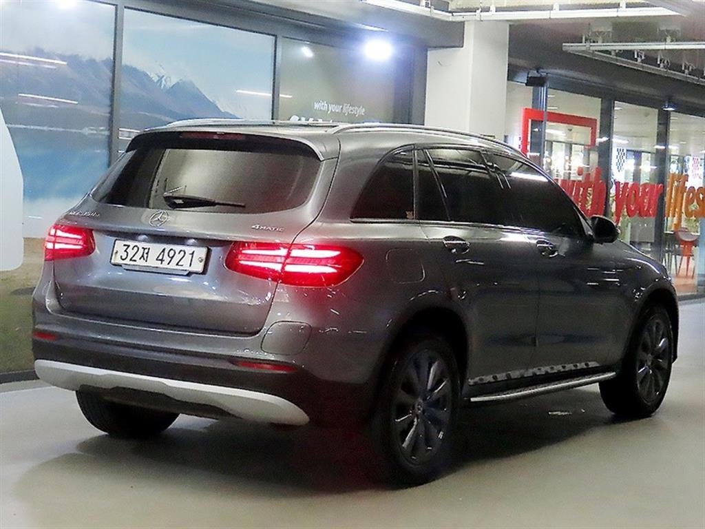 벤츠 GLC 클래스 GLC클래스 X253 GLC 350 e 4MATIC 이미지 4