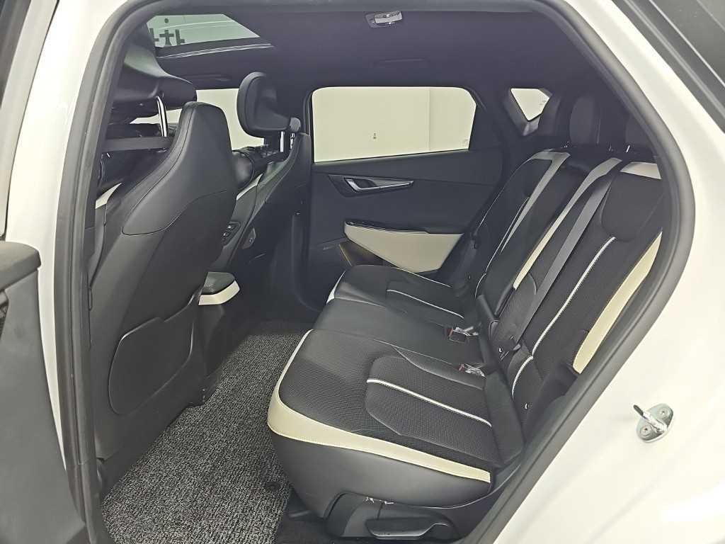 기아 EV6 더 뉴 EV6 롱레인지 4WD GT 라인 이미지 12