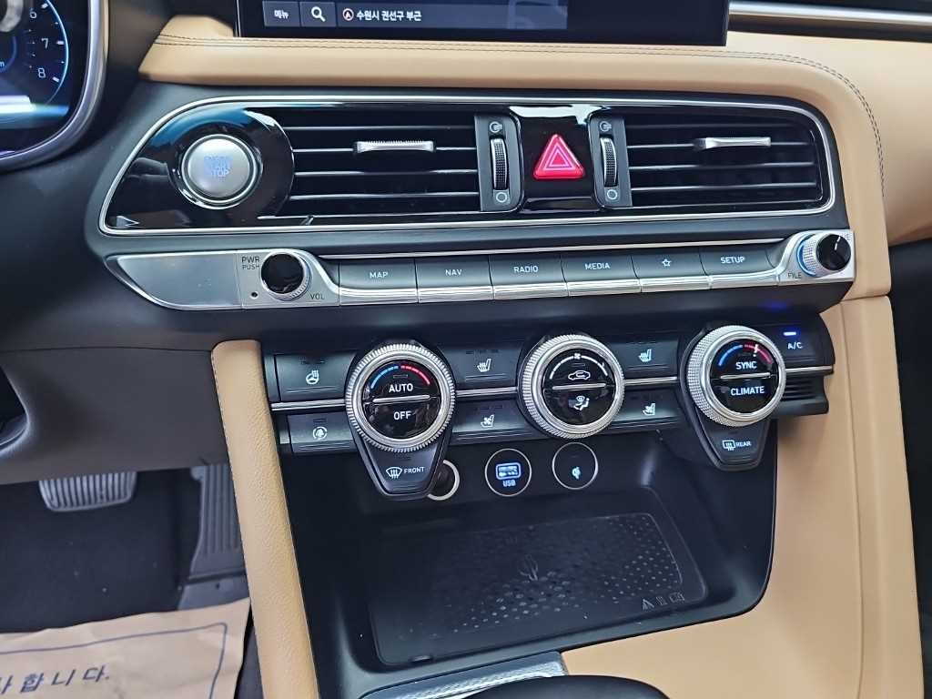 제네시스 G70 더 뉴 G70 가솔린 2.0T 2WD 이미지 10