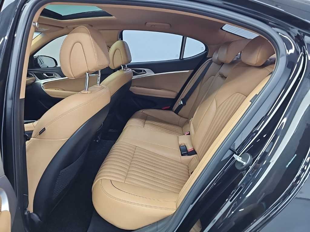 제네시스 G70 더 뉴 G70 가솔린 2.0T 2WD 이미지 12