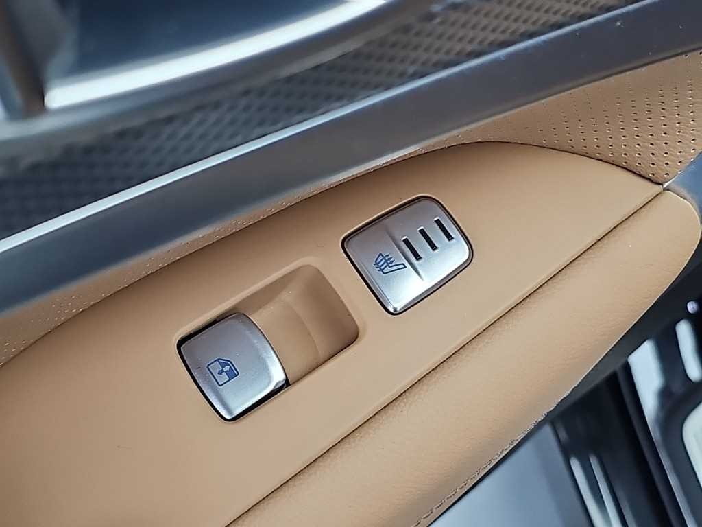 제네시스 G70 더 뉴 G70 가솔린 2.0T 2WD 이미지 14