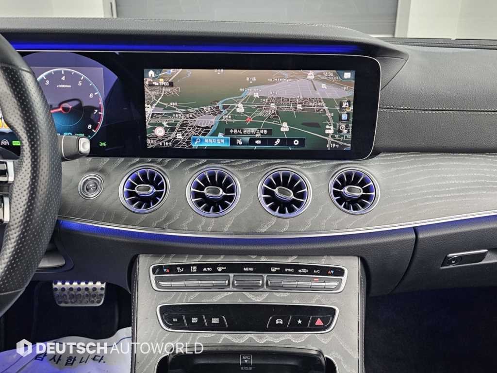 벤츠 E 클래스 E-클래스 W213 E450 4MATIC 쿠페 이미지 14