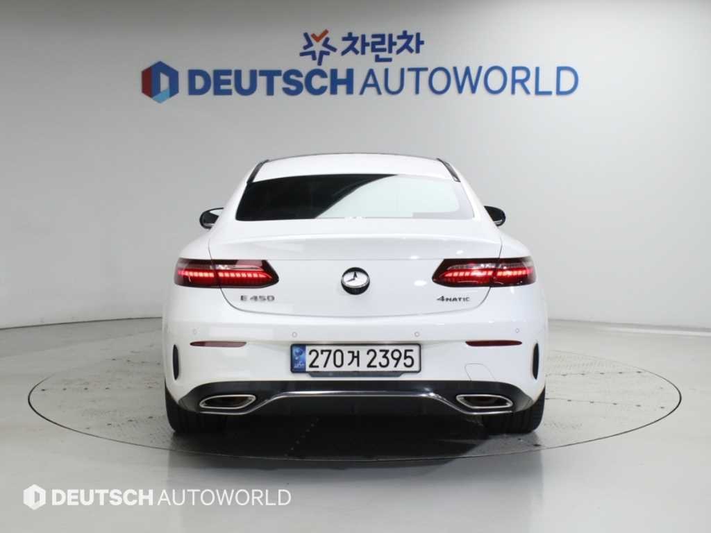 벤츠 E 클래스 E-클래스 W213 E450 4MATIC 쿠페 이미지 4