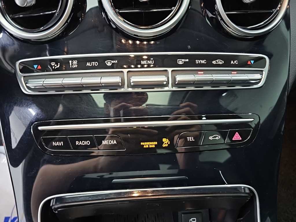 벤츠 C 클래스 C클래스 W205 C220 d 4MATIC 아방가르드 이미지 10