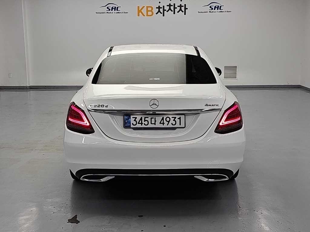 벤츠 C 클래스 C클래스 W205 C220 d 4MATIC 아방가르드 이미지 3