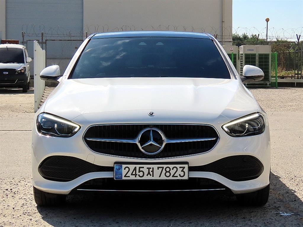 벤츠 C 클래스 C클래스 W206 C300 4MATIC 아방가르드 이미지 1