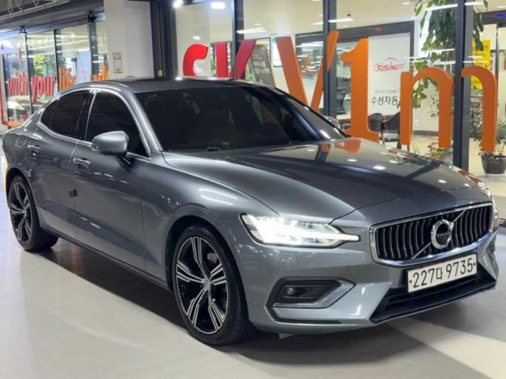 볼보 S60 S60(3세대) B5 인스크립션 이미지 2