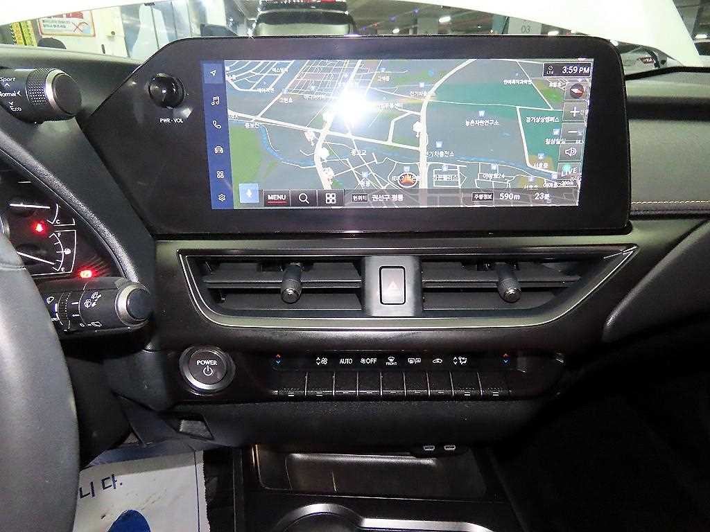 렉서스 UX UX 250h 2.0 2WD 이미지 11