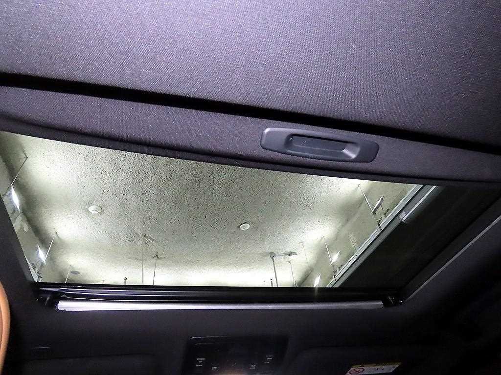 렉서스 UX UX 250h 2.0 2WD 이미지 16