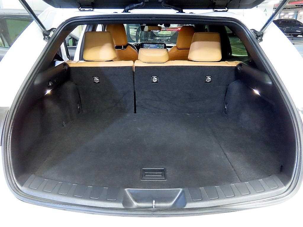 렉서스 UX UX 250h 2.0 2WD 이미지 17
