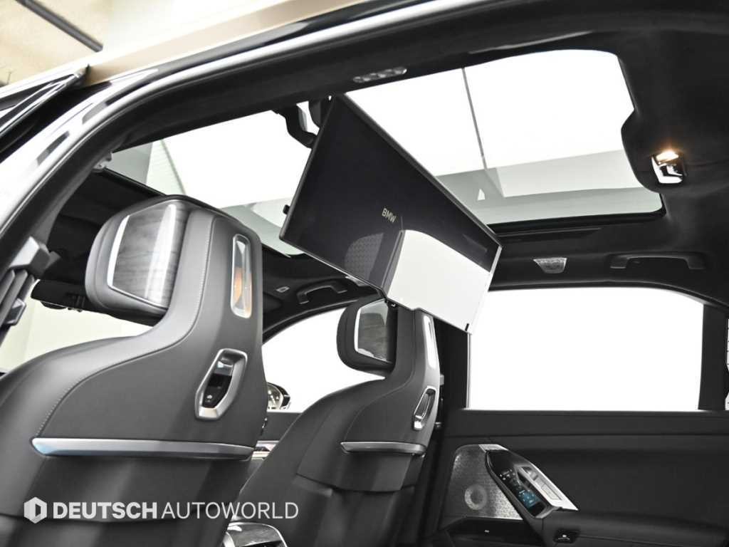 BMW 7시리즈 7시리즈 (G70) 750e xDrive M 스포츠 이미지 18
