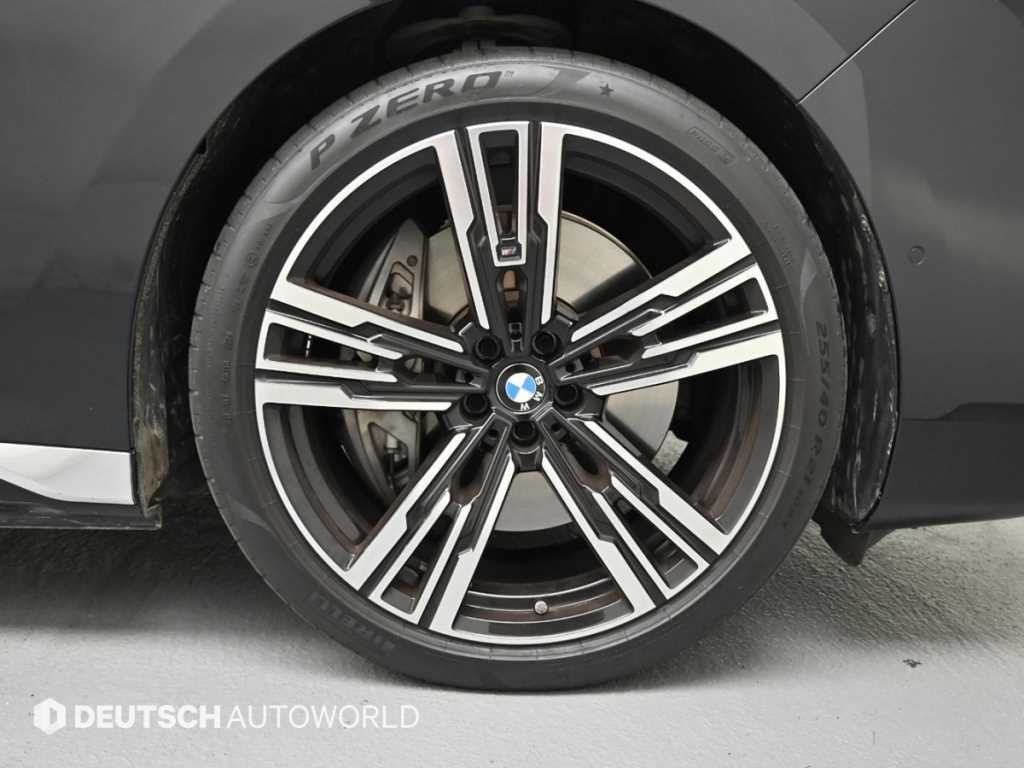 BMW 7시리즈 7시리즈 (G70) 750e xDrive M 스포츠 이미지 5