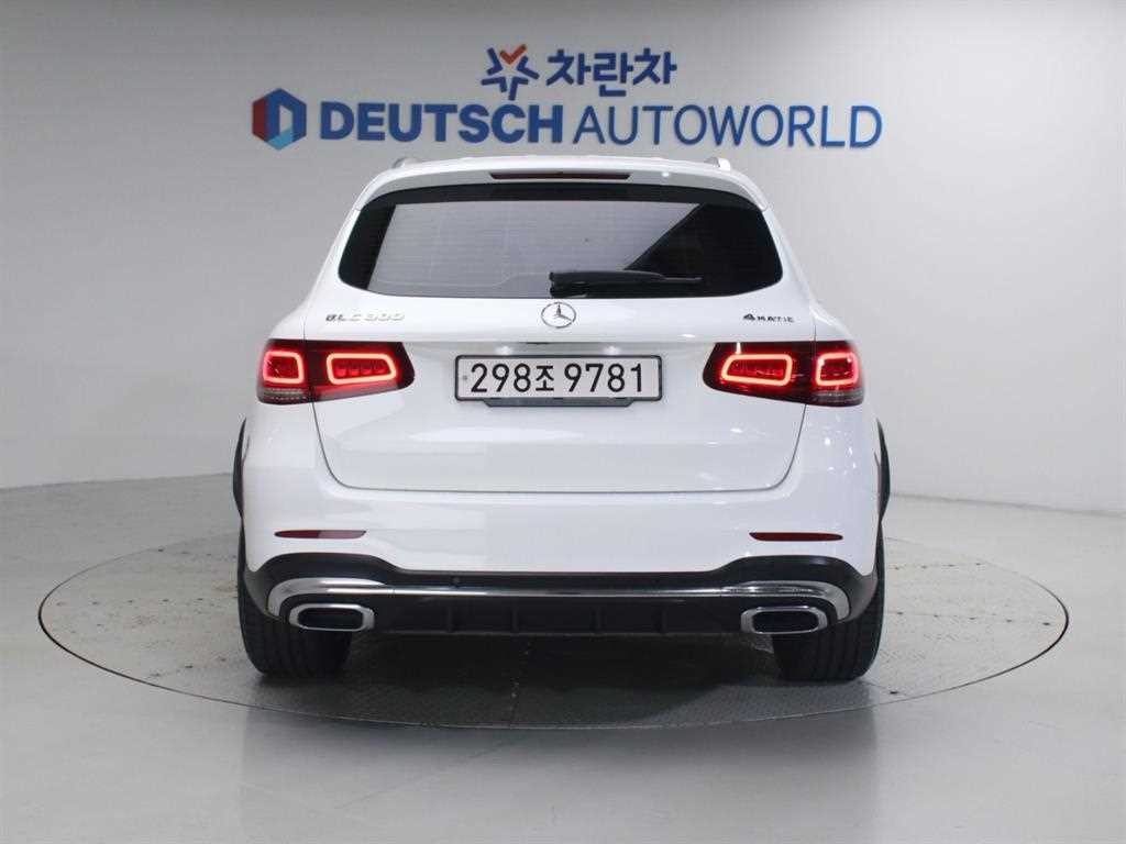 벤츠 GLC 클래스 GLC클래스 X253 GLC 300 4MATIC 이미지 4