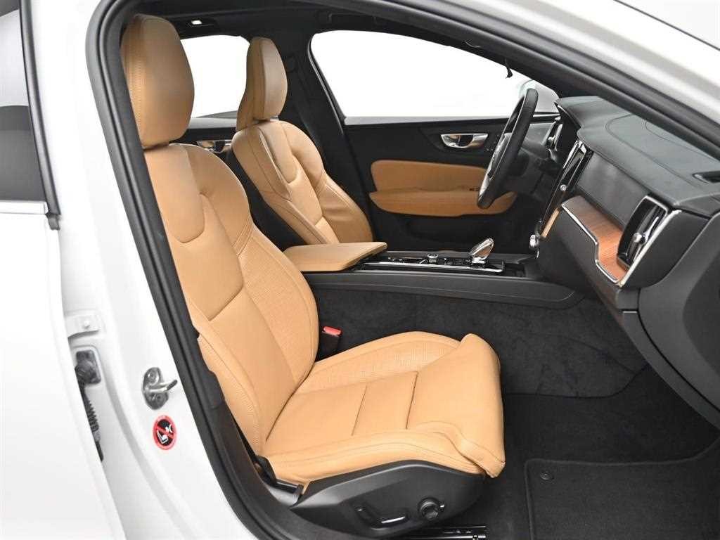 볼보 S60 S60(3세대) B5 얼티메이트 브라이트 이미지 10