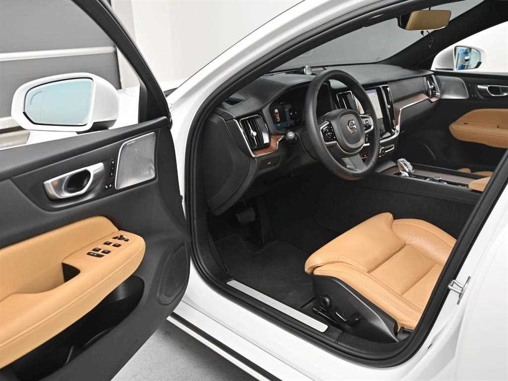 볼보 S60 S60(3세대) B5 얼티메이트 브라이트 이미지 11