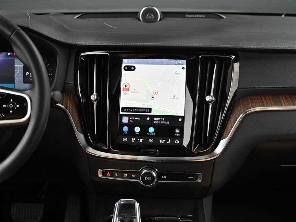 볼보 S60 S60(3세대) B5 얼티메이트 브라이트 이미지 14