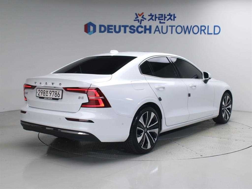 볼보 S60 S60(3세대) B5 얼티메이트 브라이트 이미지 2