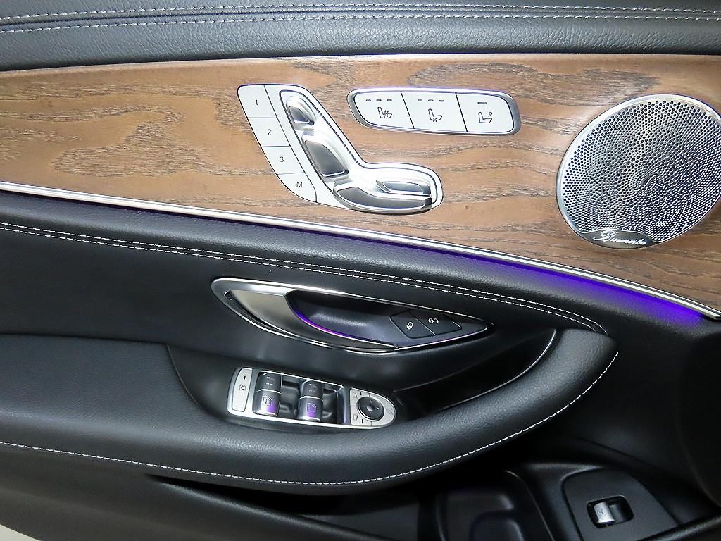 벤츠 E 클래스 E-클래스 W213 E300 익스클루시브 이미지 14