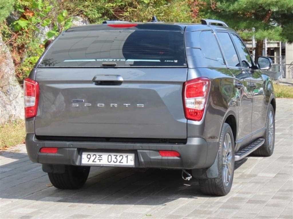 KG모빌리티(쌍용) 렉스턴 렉스턴 스포츠 2WD 디젤 2.2 프레스티지 스페셜 이미지 3