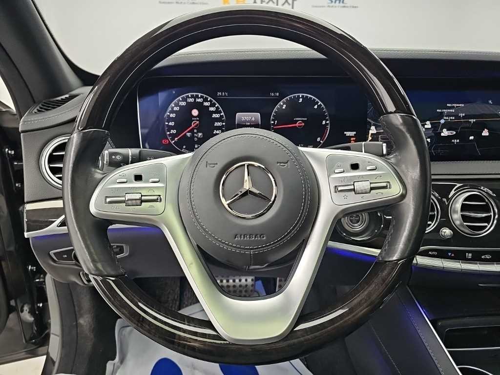 벤츠 S 클래스 S클래스-W222 S 350 d 4MATIC AMG Line 이미지 9