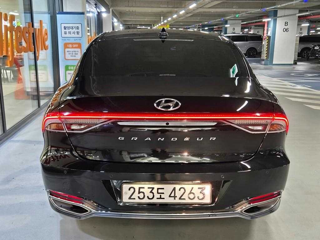 현대 그랜저 더 뉴 그랜저 IG 3.3 르블랑 이미지 5