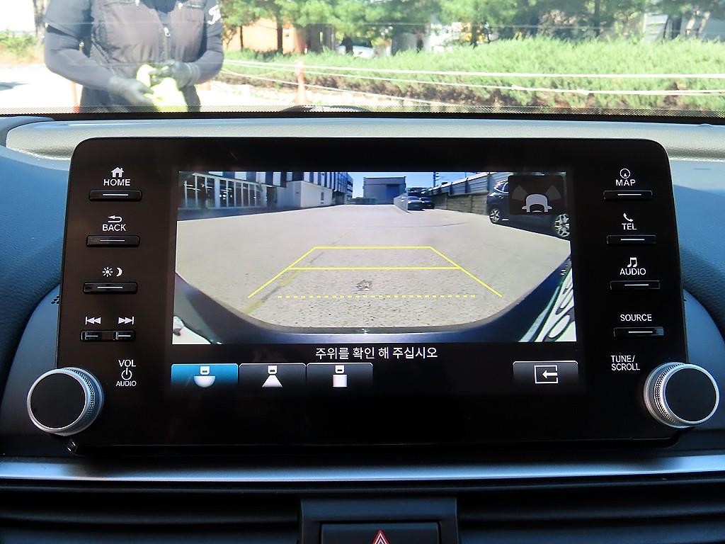 혼다 어코드 어코드(10세대) 2.0 터보 스포츠 이미지 15