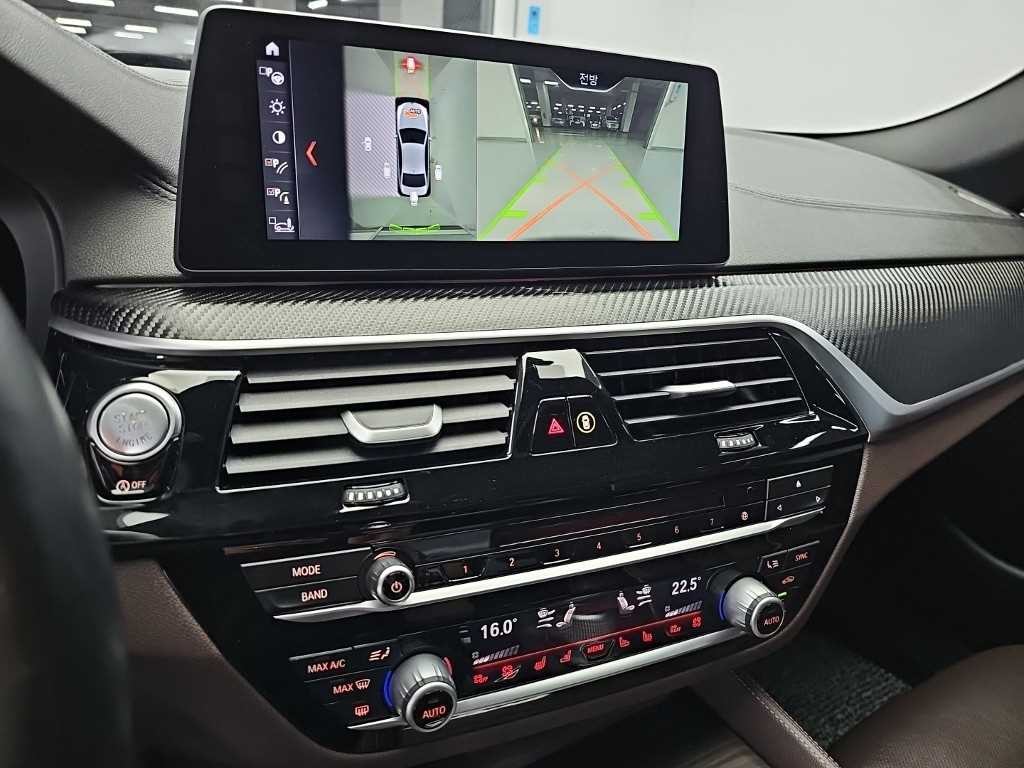 BMW 5시리즈 5시리즈 (G30) 530i M 스포츠 플러스 이미지 10
