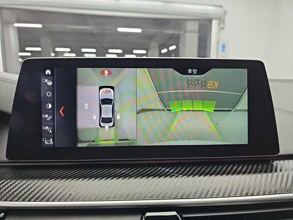 BMW 5시리즈 5시리즈 (G30) 530i M 스포츠 플러스 이미지 16