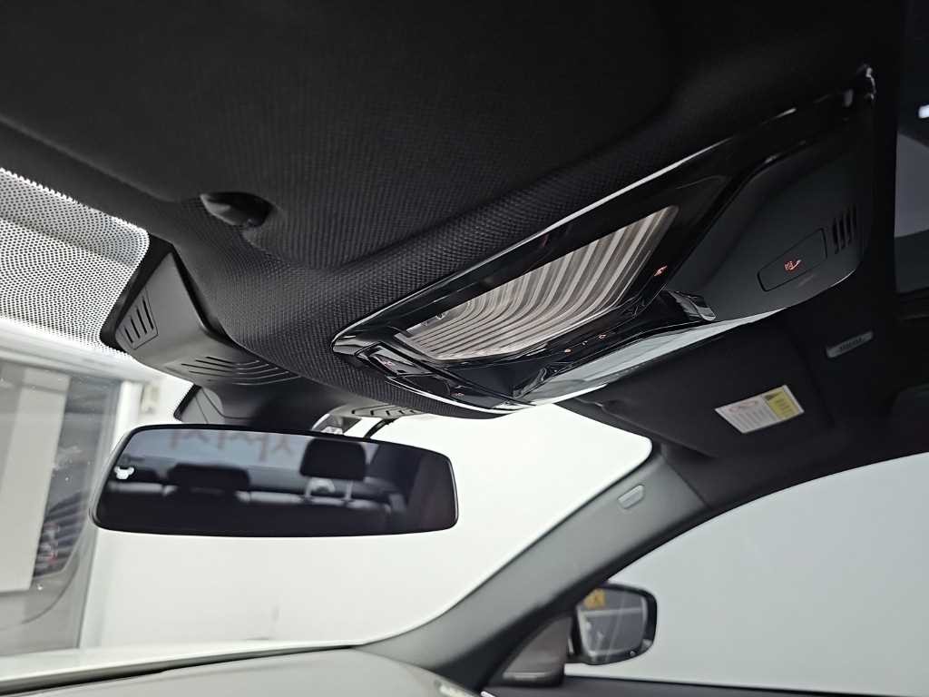 BMW 5시리즈 5시리즈 (G30) 530i M 스포츠 플러스 이미지 17